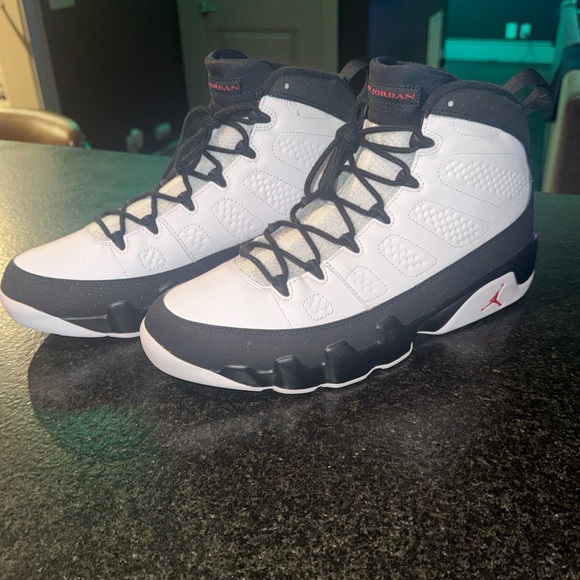 Jordan 9 Retro OG space jam 2016 - Picture 1 of 4